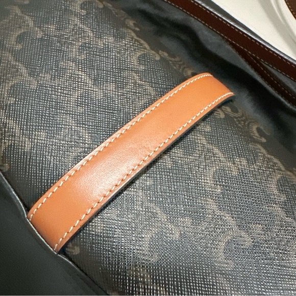 CELINE CLUTCH ON STRAP TABOU IN TRIOMPHE - Picture 8 of 16